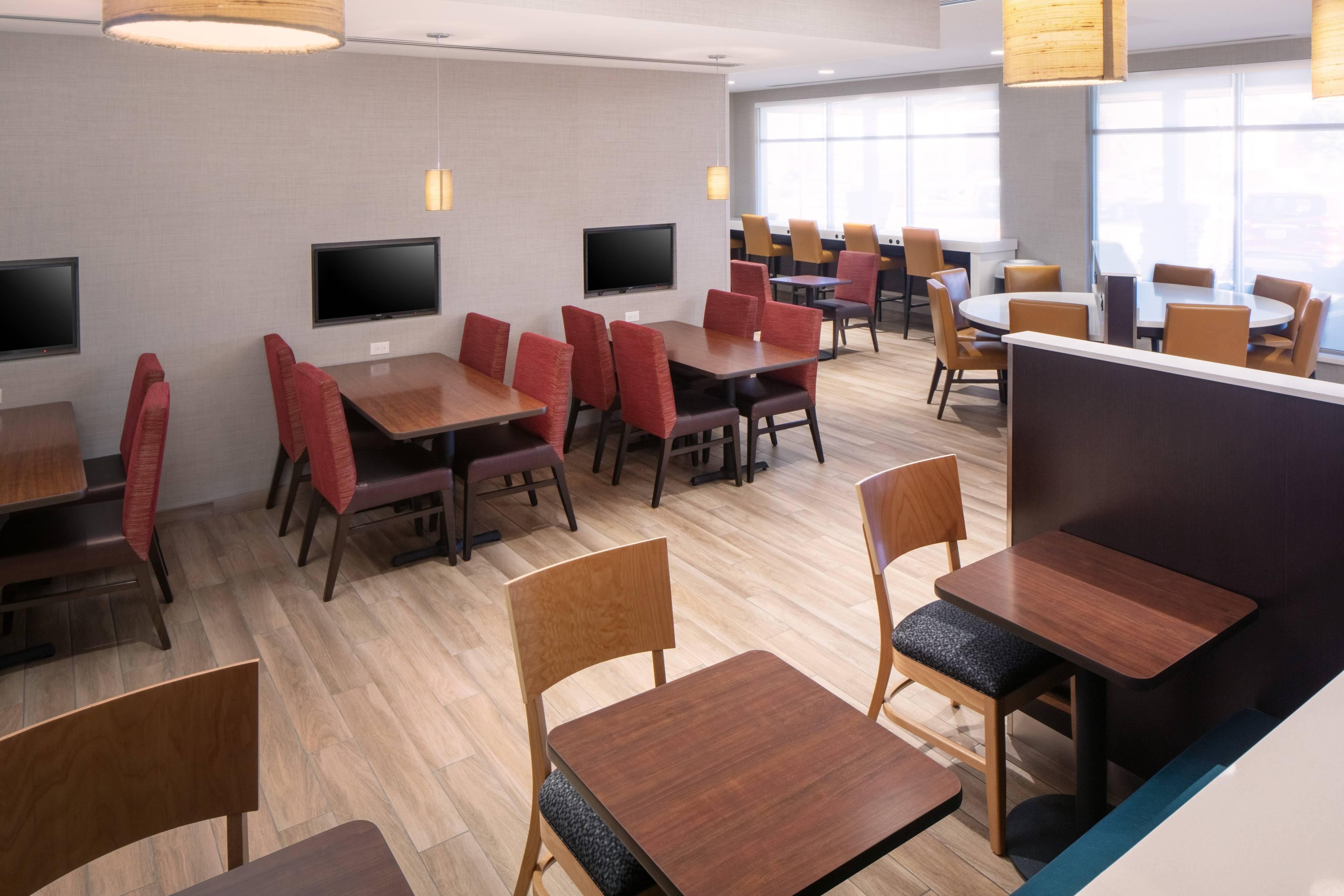 Holiday Inn Express & Suites Midland South I-20 By Ihg Екстериор снимка