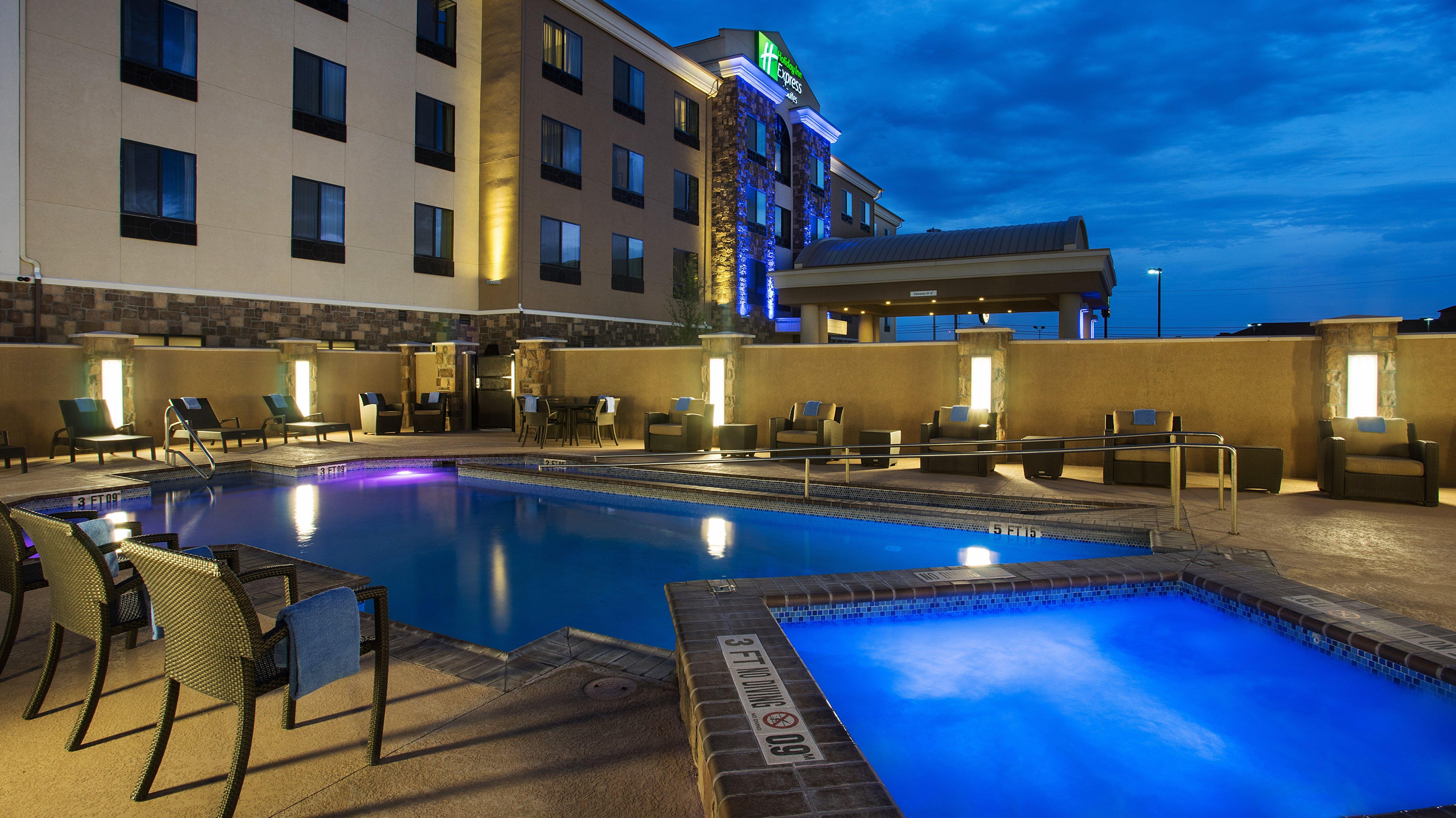 Holiday Inn Express & Suites Midland South I-20 By Ihg Екстериор снимка