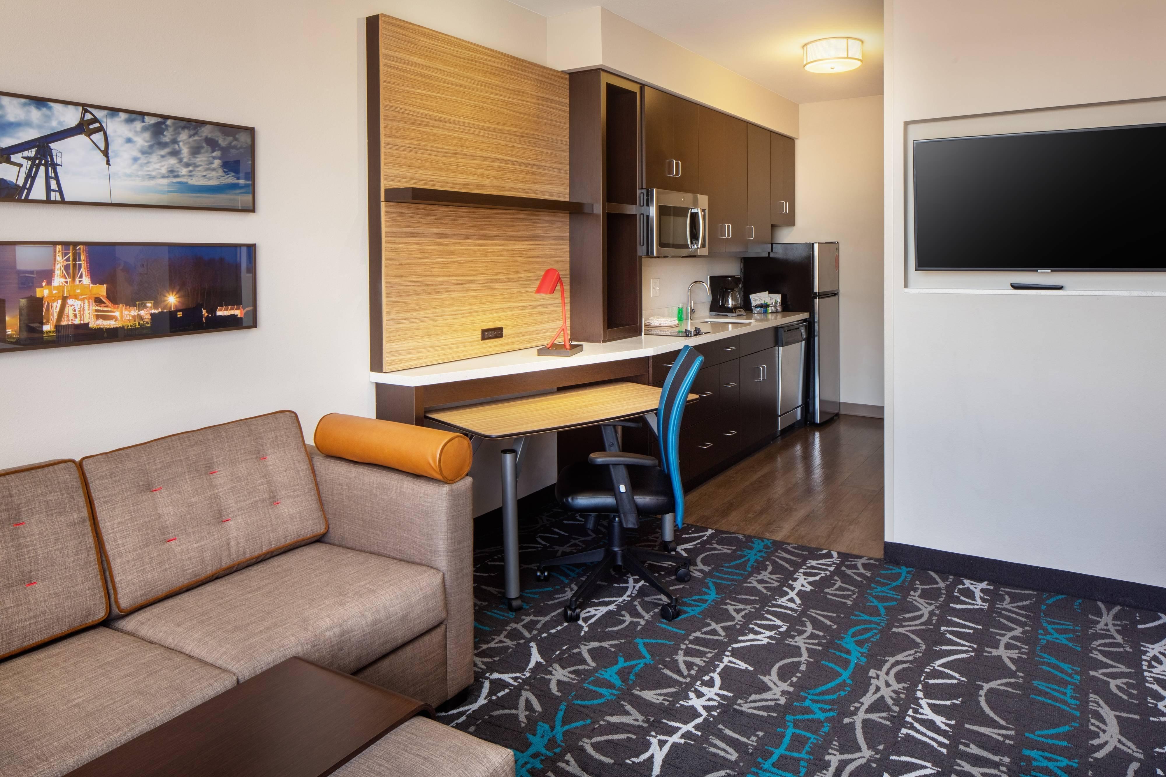 Holiday Inn Express & Suites Midland South I-20 By Ihg Екстериор снимка